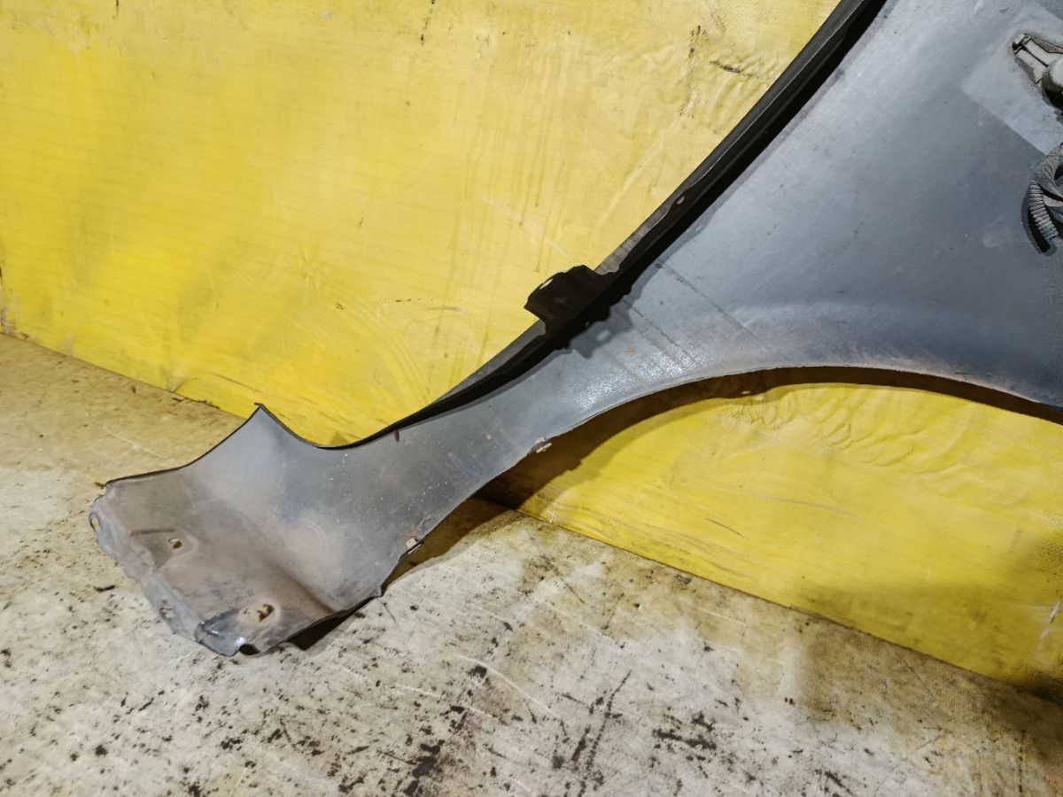 Крыло переднее на Toyota Corolla ZRE151L Фото 8