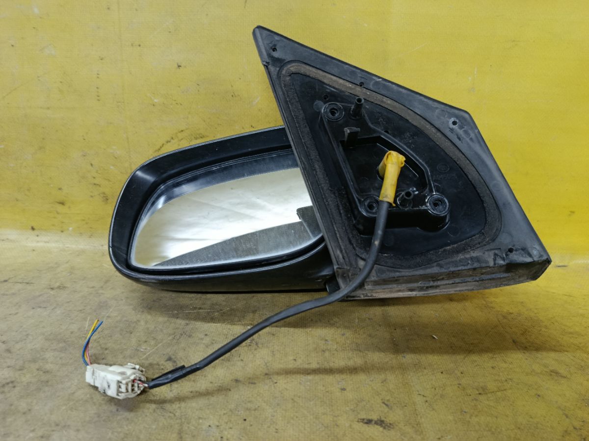 Зеркало двери боковой на Toyota Corolla ZRE151L Фото 4