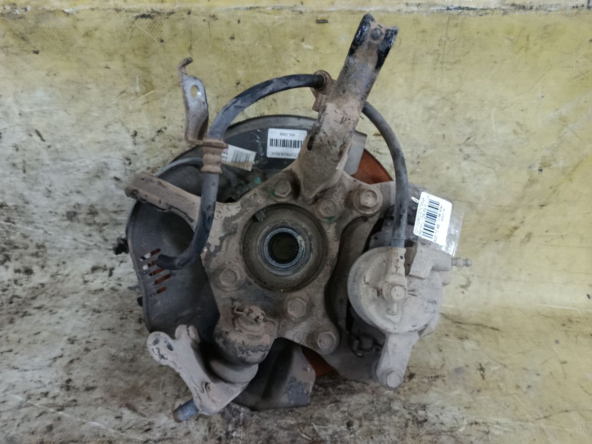 Ступица на Toyota Corolla ZRE151L 1ZR-FE Фото 2