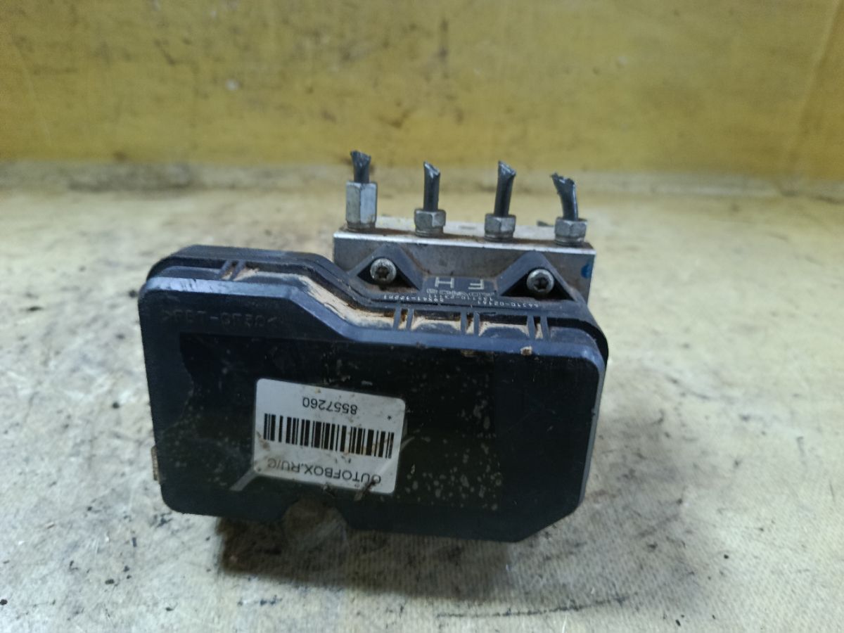 Блок ABS 45510-02161, 89541-12201, 135110-23111 на Toyota Corolla ZRE151L 1ZR-FE Фото 6