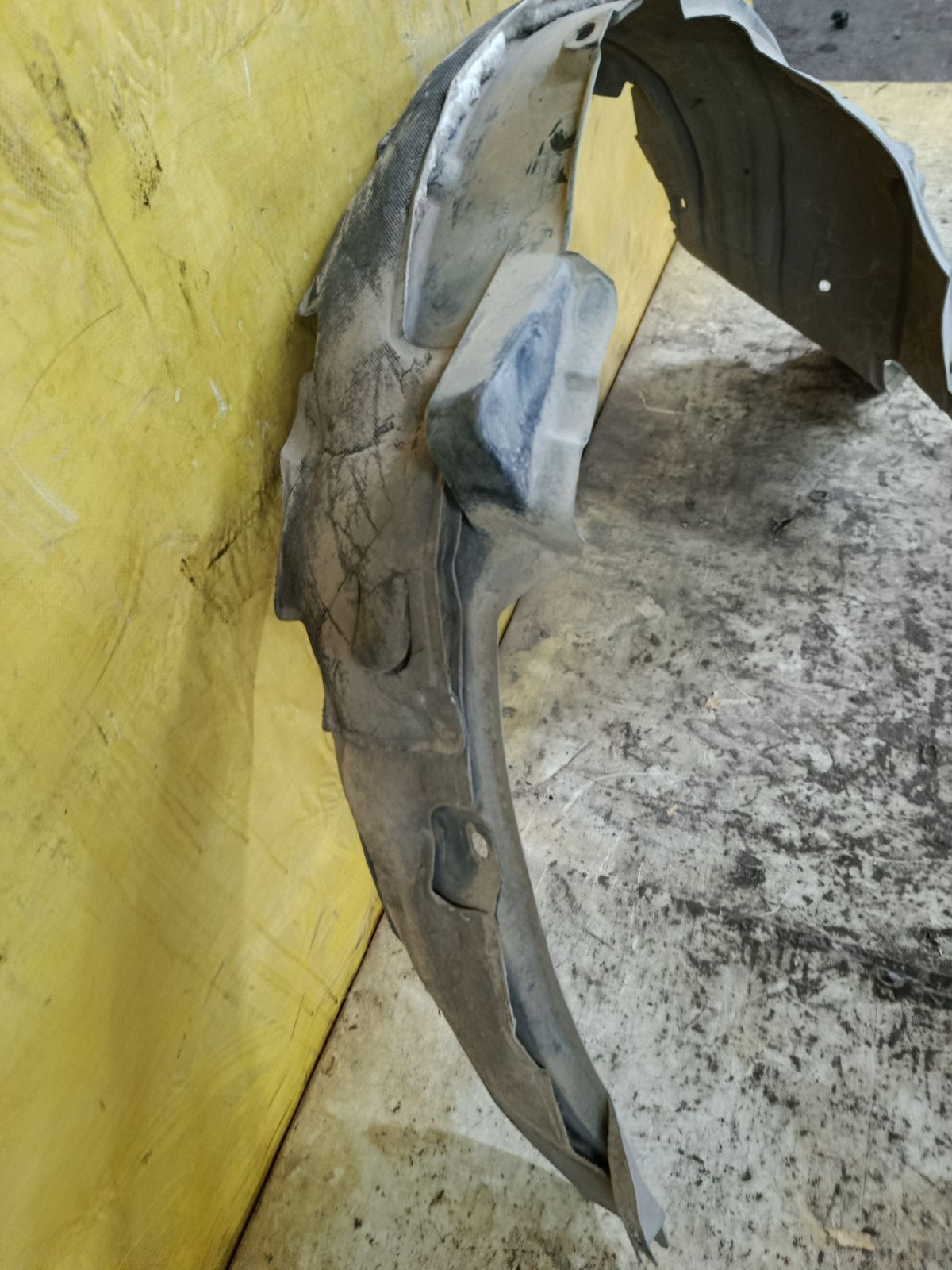 Подкрылок на Honda Cr-V RE1 R20A1 Фото 7