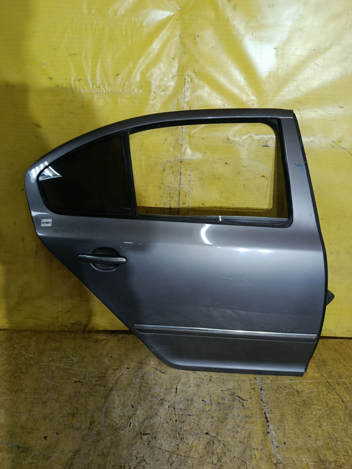 Дверь боковая на Skoda Octavia Фото 2