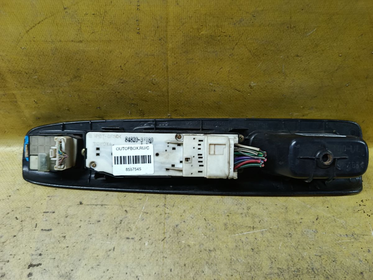 Блок упр-я стеклоподъемниками 84820-33180 на Toyota Camry ACV30L Фото 3