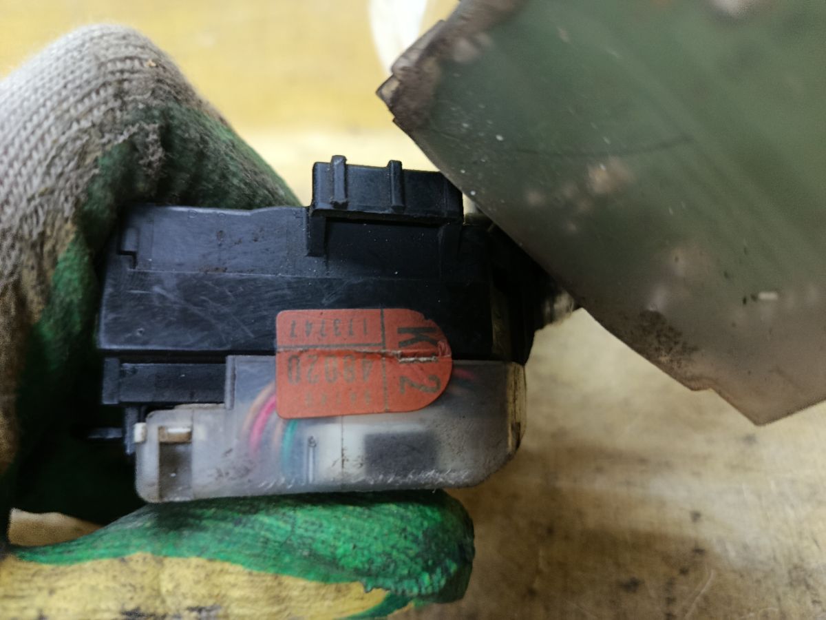 Переключатель поворотов 84652-33390, 84140-48020 на Toyota Camry ACV30L Фото 5