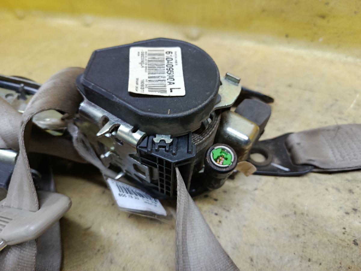 Ремень безопасности 610409501A, 610409500A на Ford Mondeo 4 Фото 6