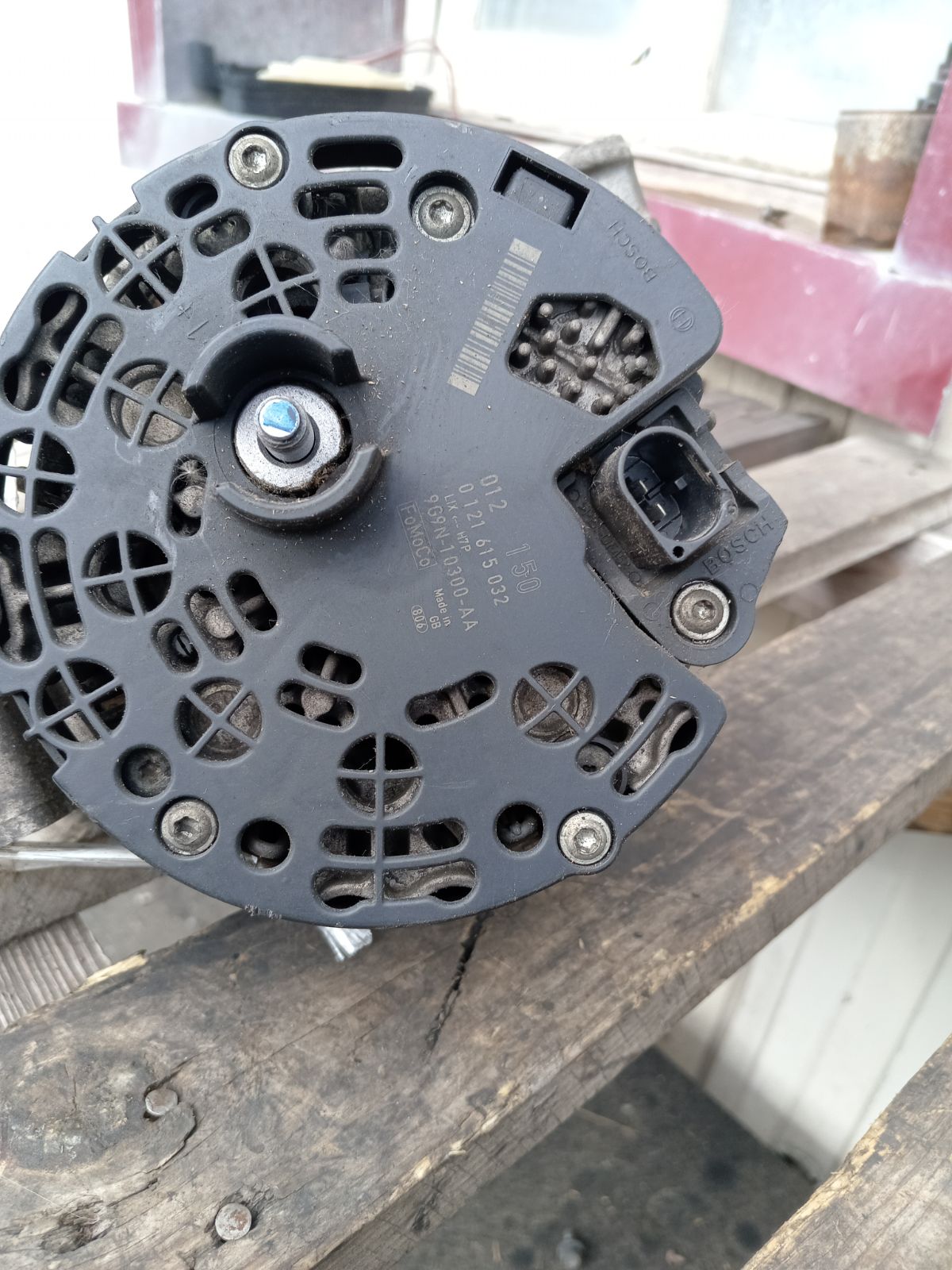 Генератор 9G9N-10300-AA на Ford Mondeo 4 TPBA Фото 8