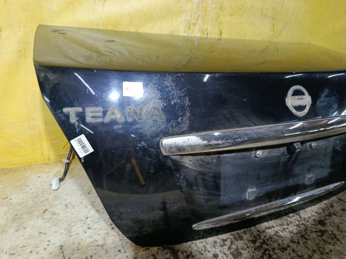 Крышка багажника на Nissan Teana J32 Фото 4