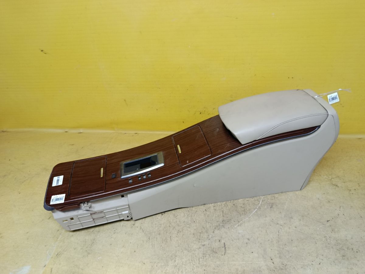 Подлокотник на Nissan Teana J32 Фото 3