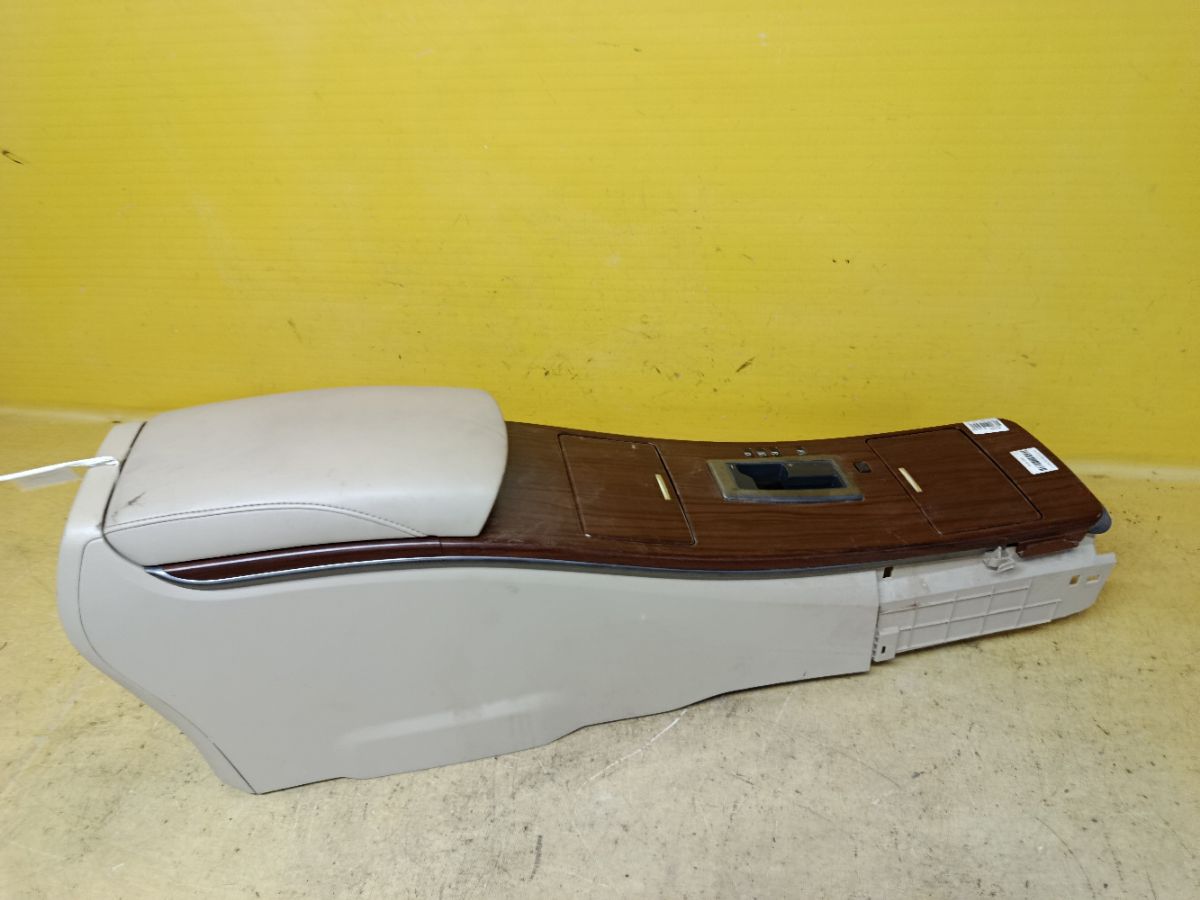 Подлокотник на Nissan Teana J32 Фото 6