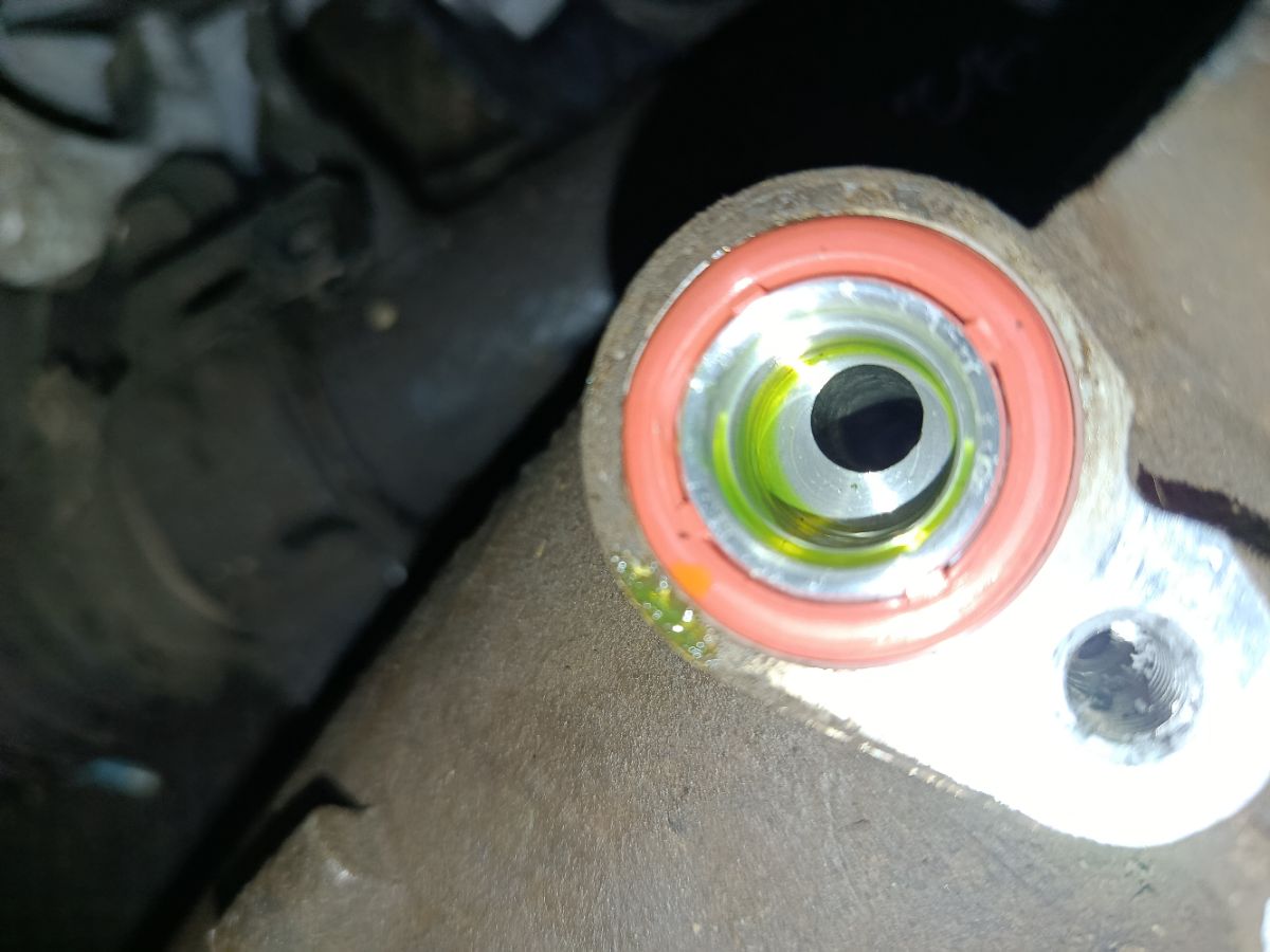 Компрессор кондиционера 6M5H-19D629-AC на Ford Focus 2 Фото 5