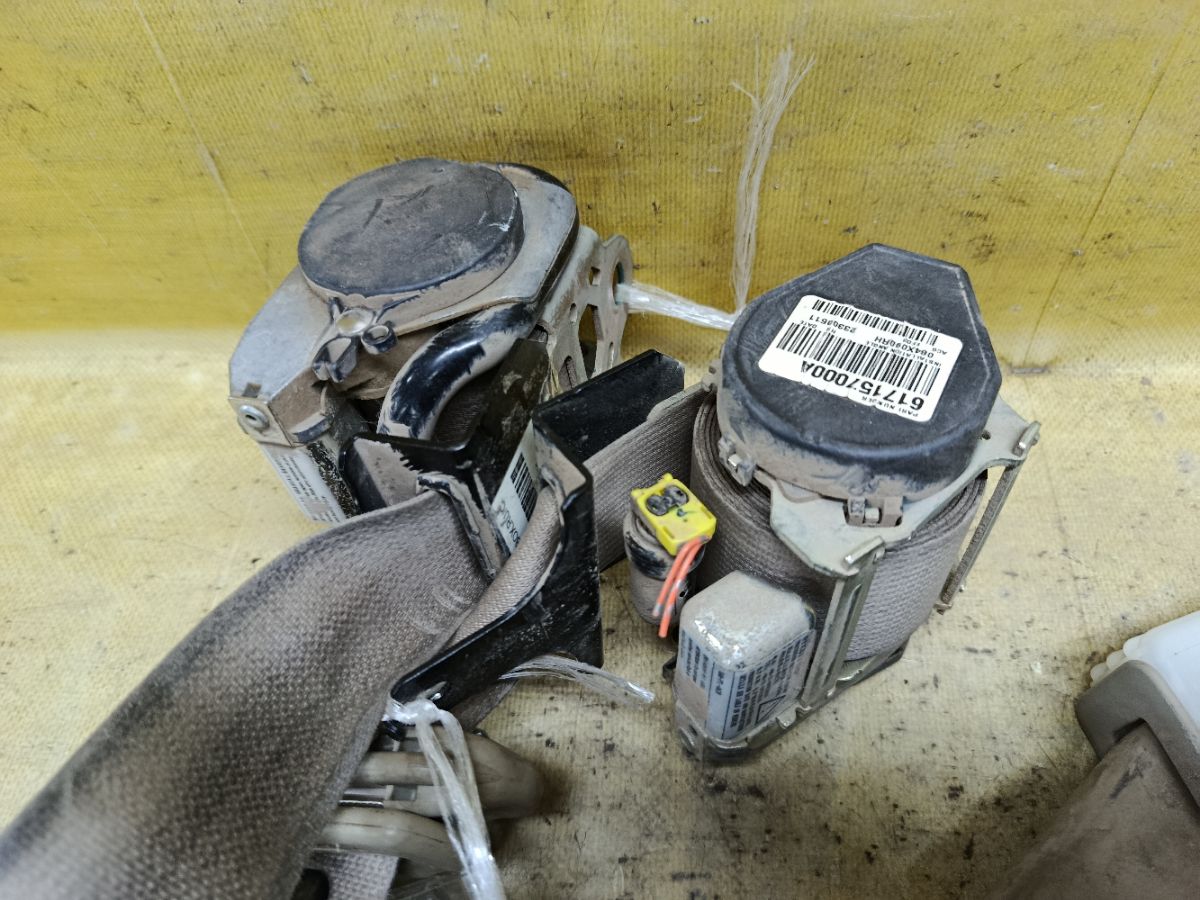 Ремень безопасности 615279701D, 617157000A на Nissan Almera G15 Фото 3