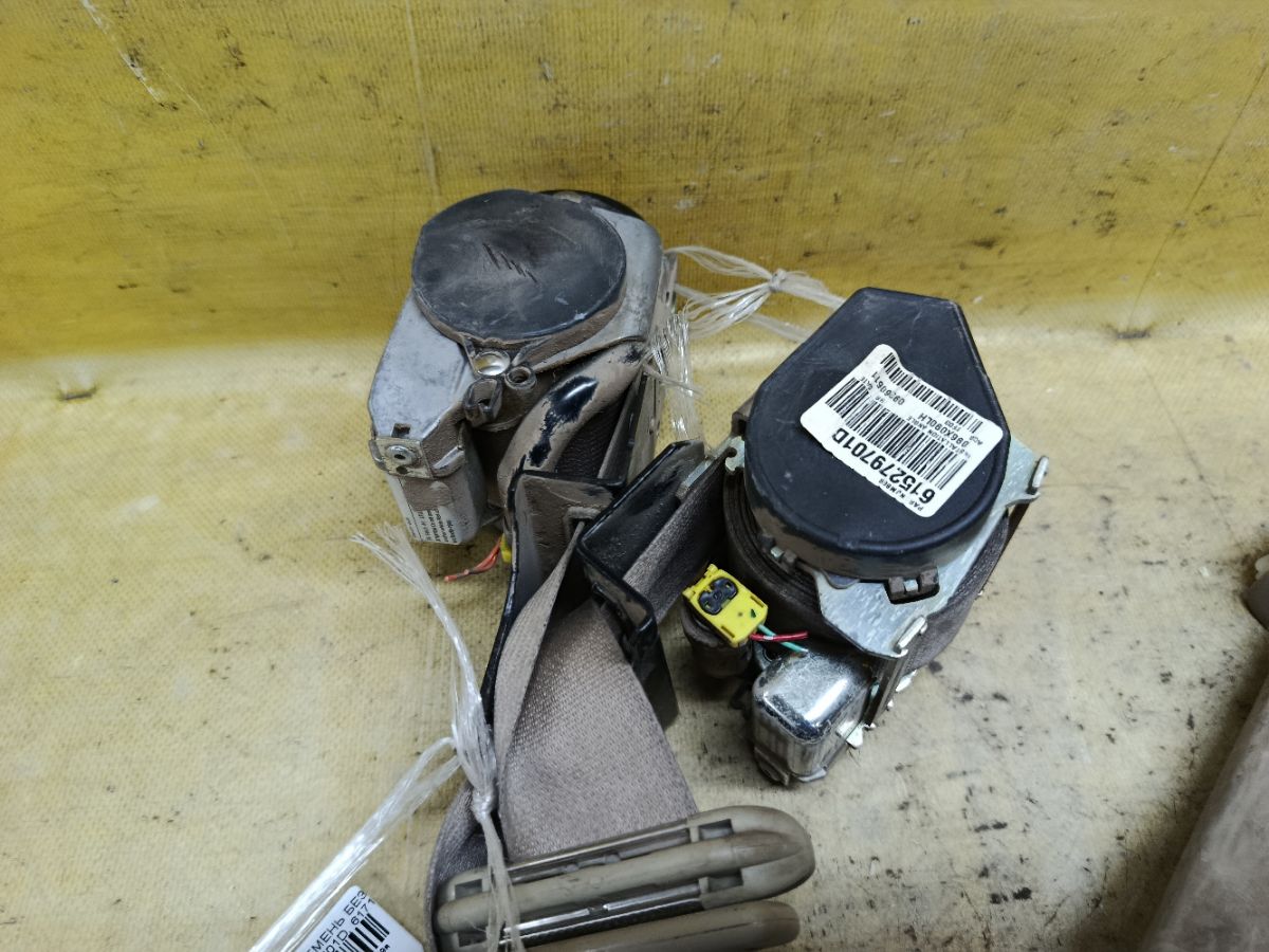 Ремень безопасности 615279701D, 617157000A на Nissan Almera G15 Фото 4