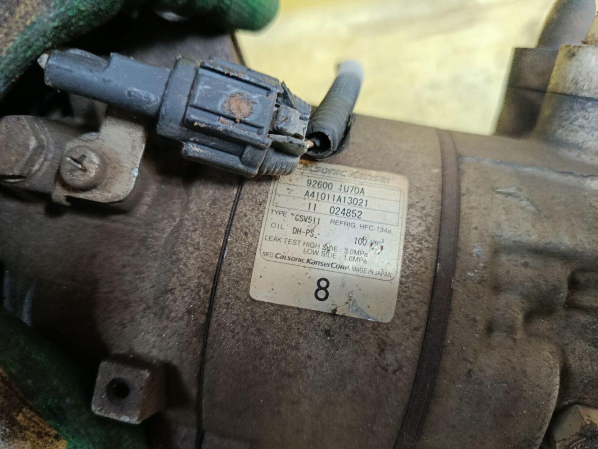 Компрессор кондиционера 92600-1U70A на Nissan Bluebird Sylphy G11 HR16DE Фото 5