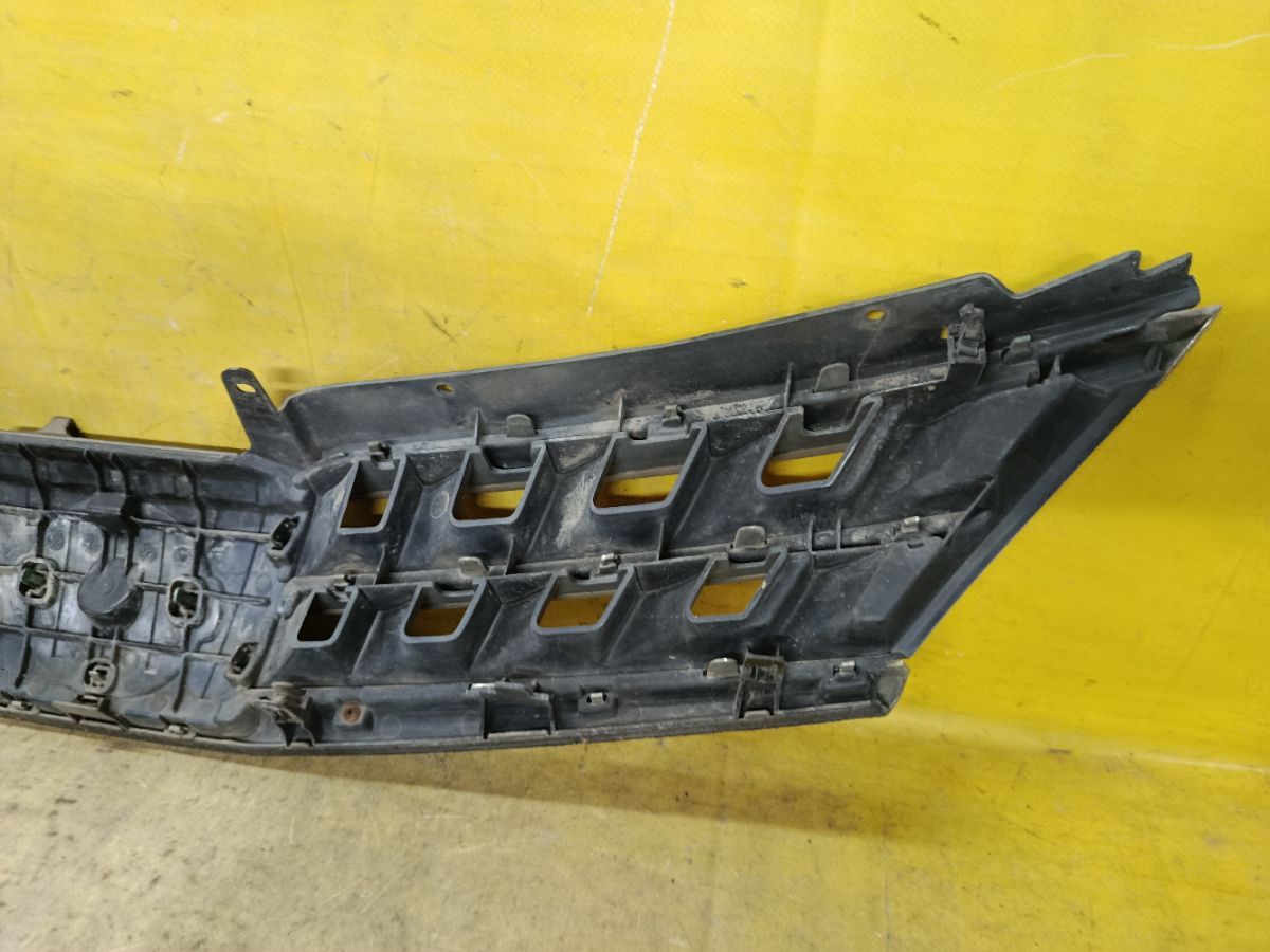 Решетка радиатора 62310-1JZ0A\5A на Nissan Tiida C11 Фото 6
