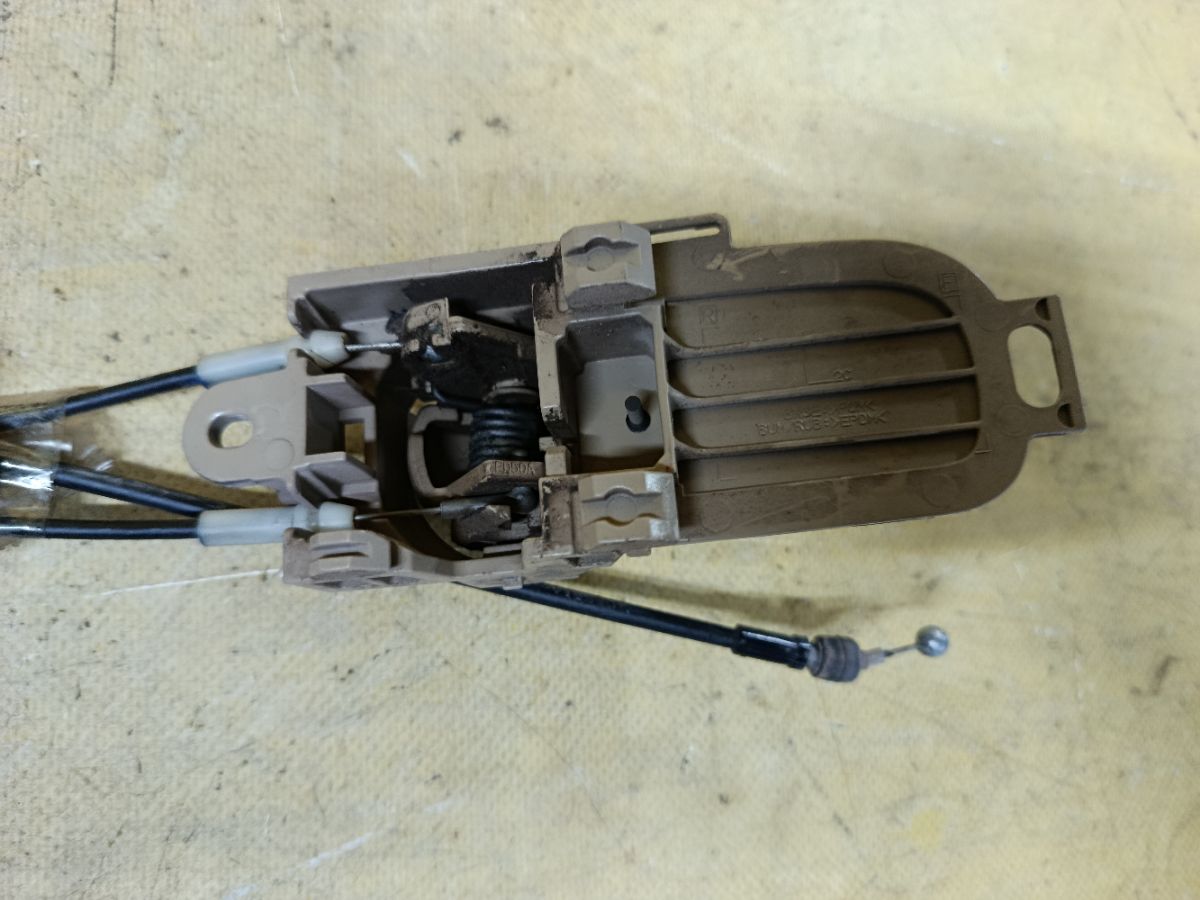 Замок двери на Nissan Tiida C11 Фото 4