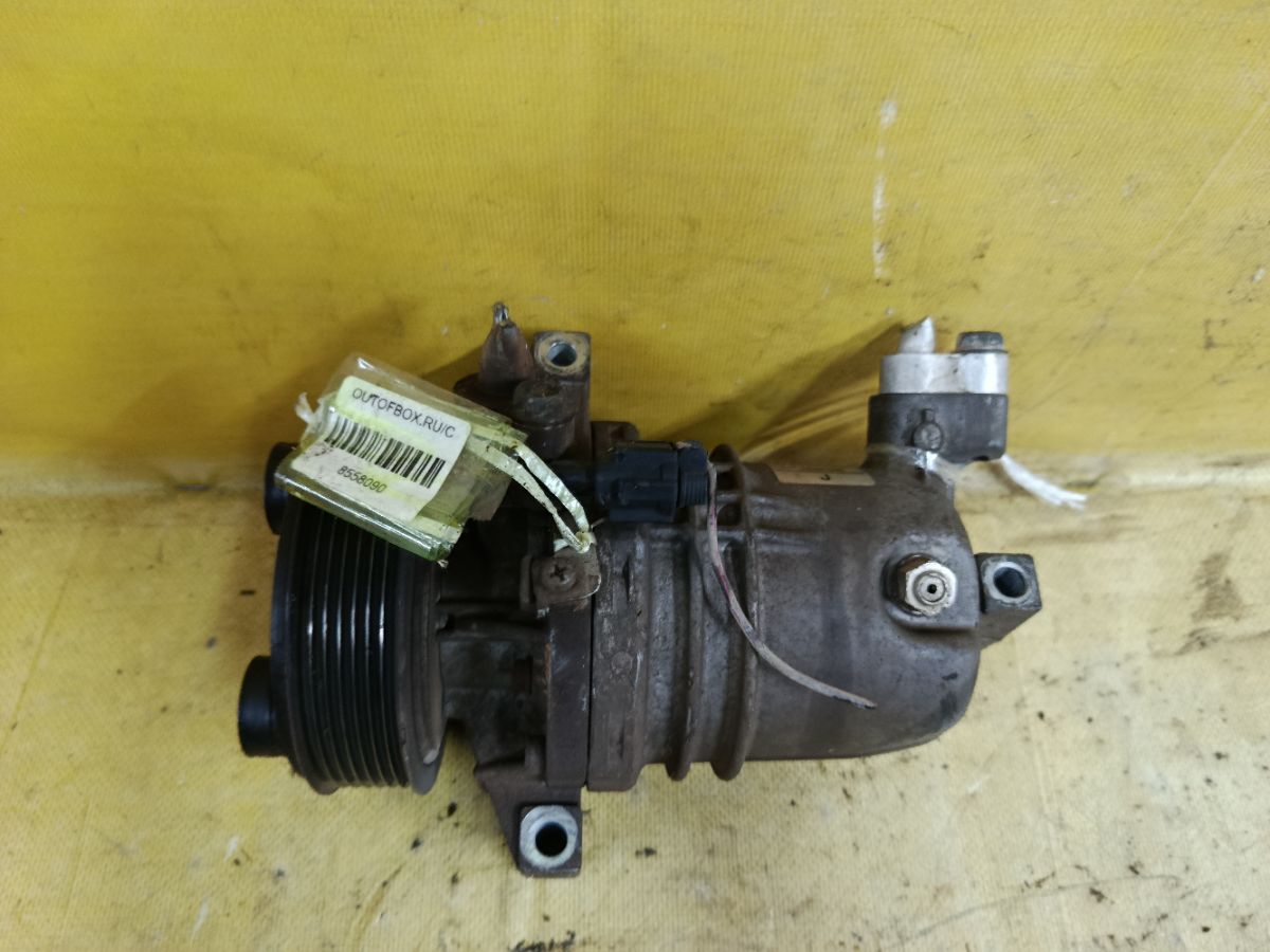 Компрессор кондиционера 92600-CJ73A на Nissan Tiida C11 HR16DE Фото 4
