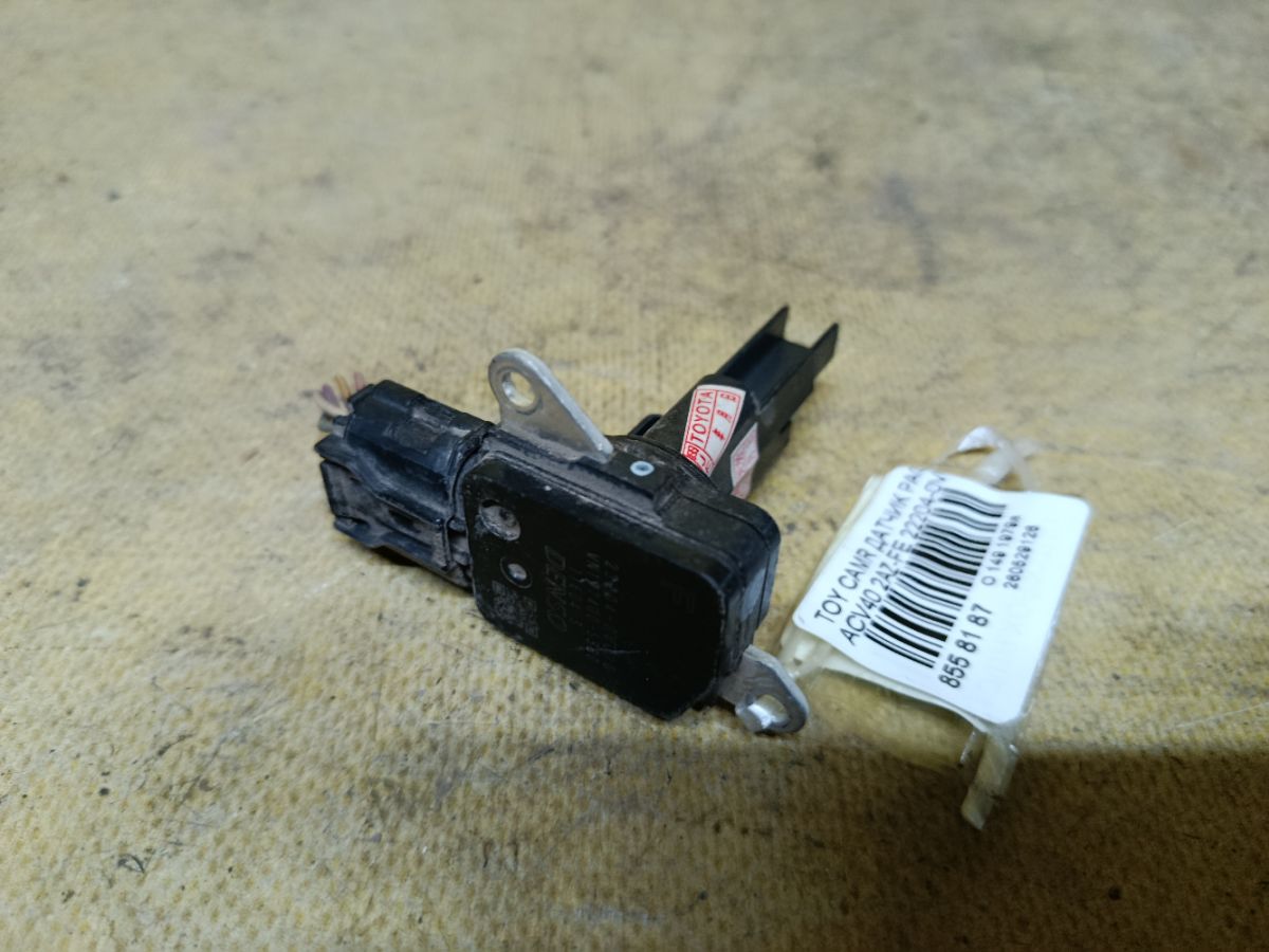 Датчик расхода воздуха 22204-0V020, 22204-28010 на Toyota Camry ACV40 2AZ-FE Фото 2