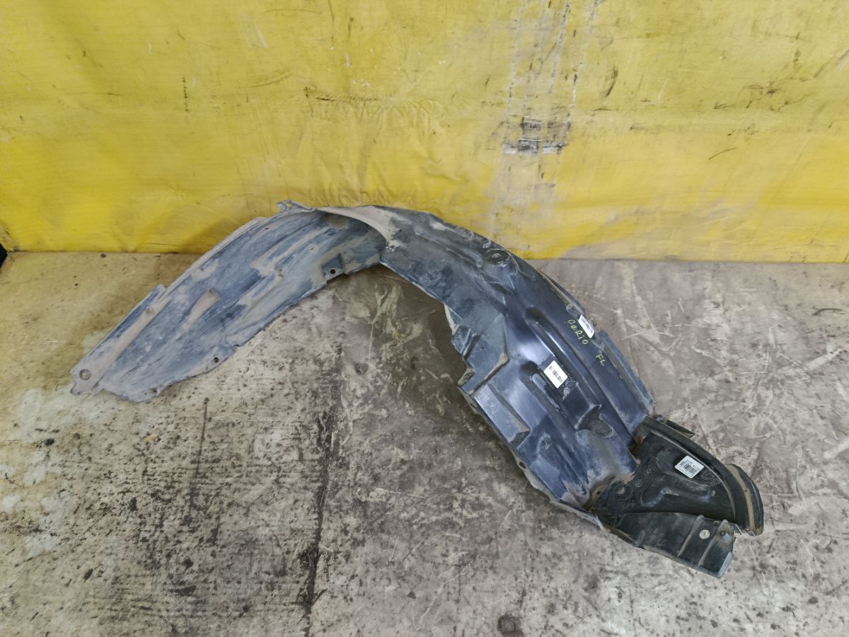 Подкрылок 72316-59J00 на Suzuki Aerio Wagon RB21S M15A Фото 2