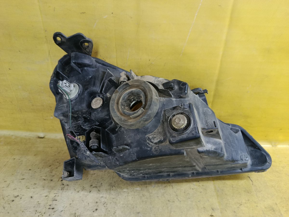 Фара 35300-54G40 на Suzuki Liana RB21S Фото 4