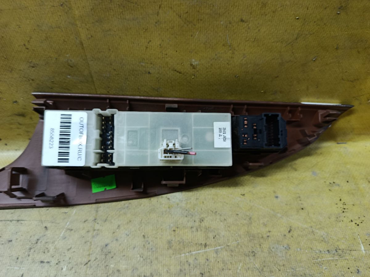 Блок упр-я стеклоподъемниками 25401-JN01A на Nissan Teana J32 Фото 4