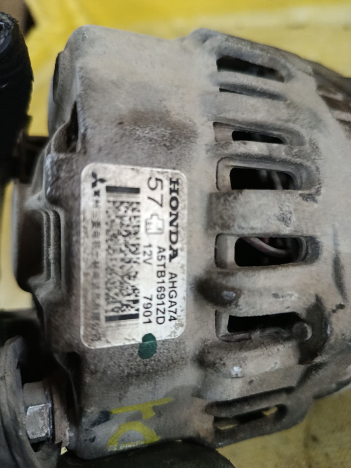 Генератор на Honda Fit GD1 L13A Фото 4