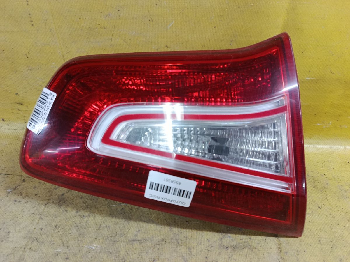 Стоп-планка 92405-4T000 на Kia Sportage SL Фото 3