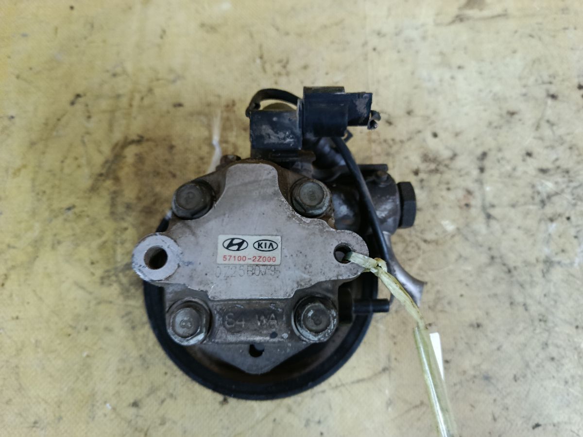 Насос гидроусилителя 57100-2Z000 на Hyundai Ix35 LM G4KD Фото 4
