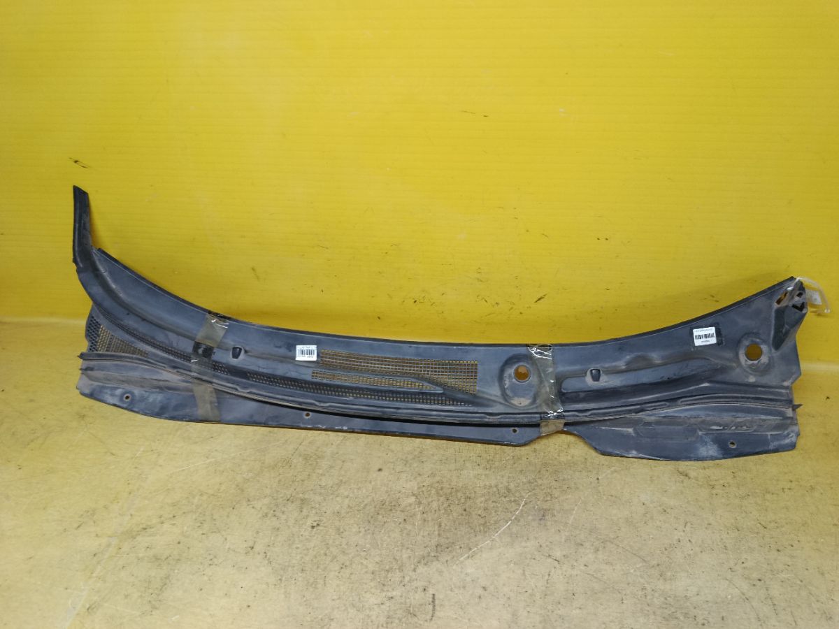 Решетка под лобовое стекло 86151-2Z000 на Hyundai Ix35 LM Фото 1