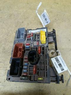 Блок предохранителей на Citroen C4 9666378180