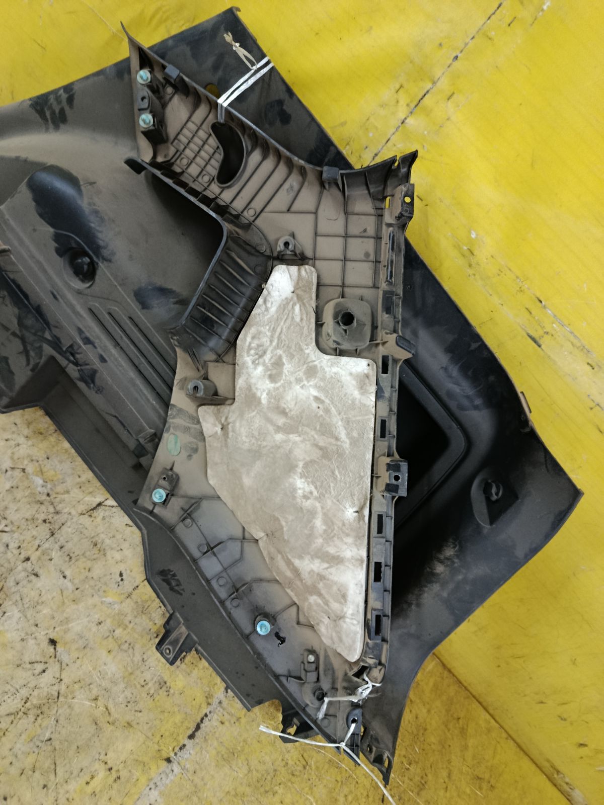 Обшивка багажника 85740-2Z000 на Hyundai Ix35 LM Фото 2