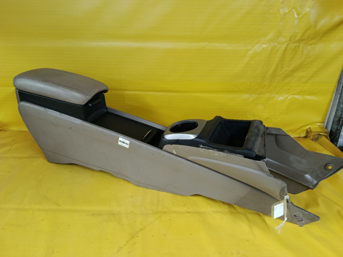 Подлокотник на Honda Civic FD1 Фото 7