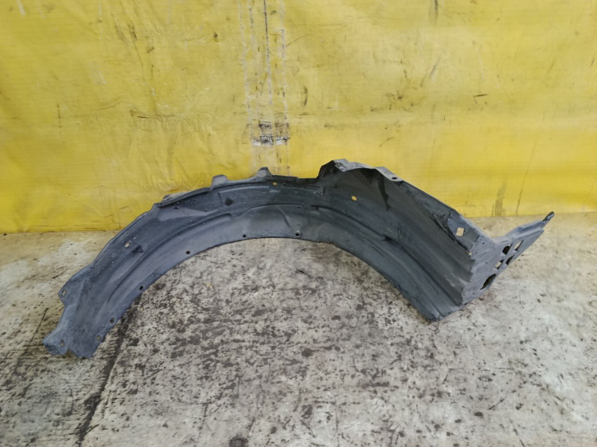 Подкрылок 74151-SNA-A100, 74151-SNA-A00, 915.HD11136L на Honda Civic FD1 R18A1 Фото 1