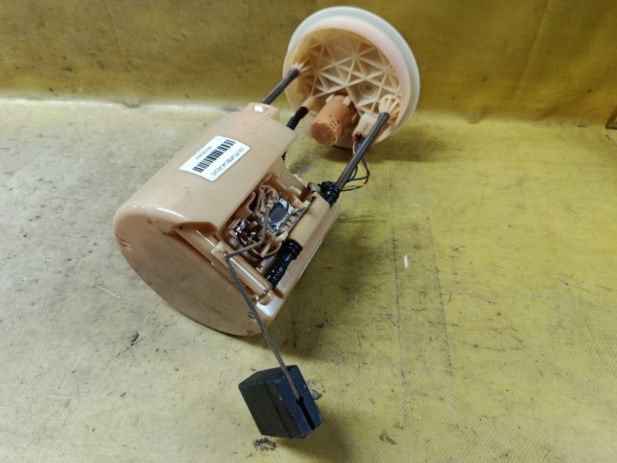 Бензонасос 17708-SNV-H51-M1 на Honda Civic FD1 R18A1 Фото 4