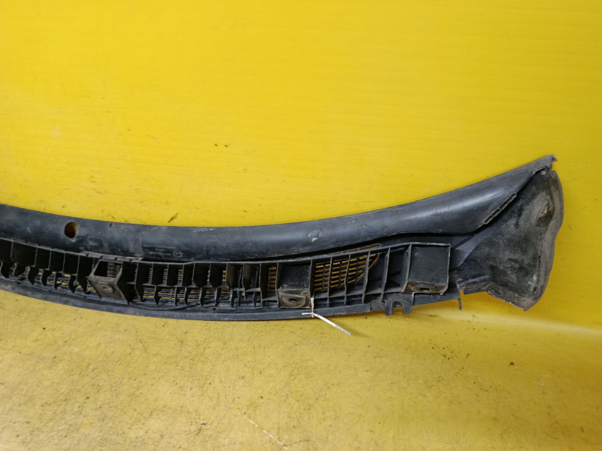 Решетка под лобовое стекло 5J0819407A, 5J1819415D на Skoda Fabia 5J Фото 4