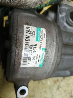 Компрессор кондиционера 1K0820859F на Skoda Octavia 1Z Фото 3