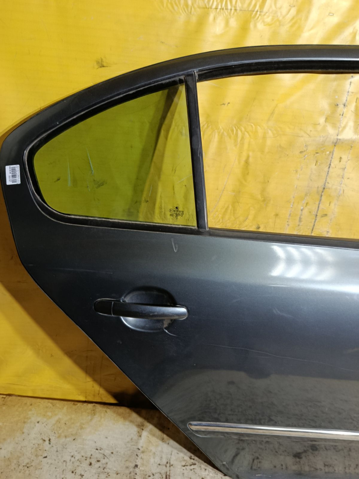 Дверь боковая на Skoda Octavia Фото 2