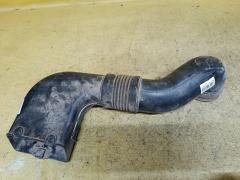 Воздухозаборник на Hyundai Tucson JM G4GC 28210-2E000  28210-2E100