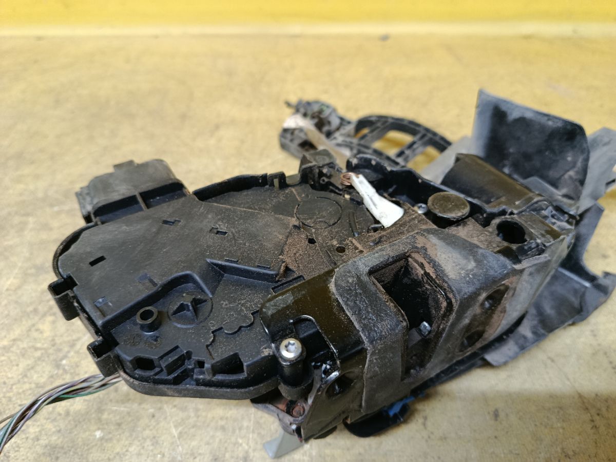 Замок двери 6G9T-14A631 на Ford Mondeo 4 Фото 3