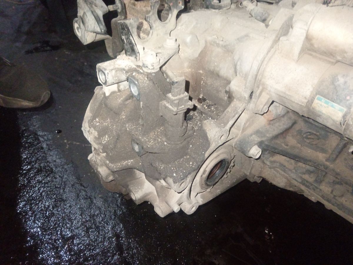КПП механическая на Hyundai Tucson 1 JM G4GC Фото 4
