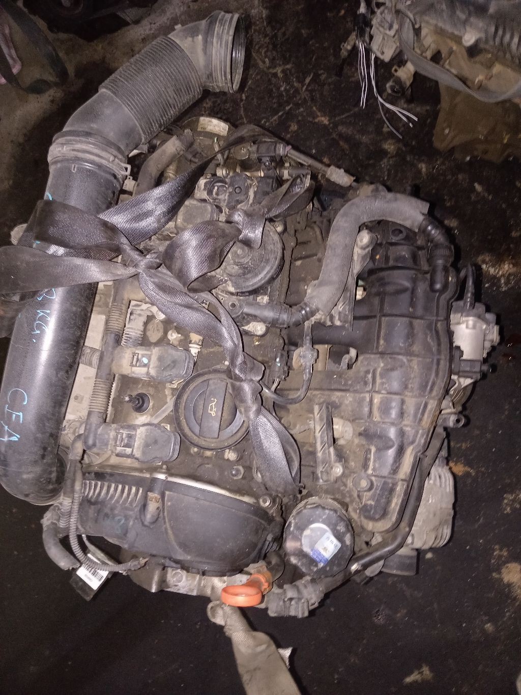 Двигатель на Volkswagen Passat 3C CEA Фото 2