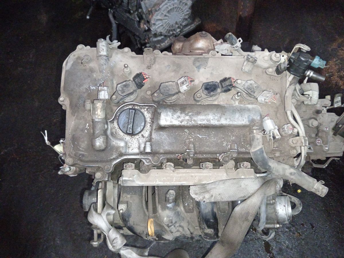 Двигатель на Toyota Corolla ZRE150L 2ZR-FE Фото 3