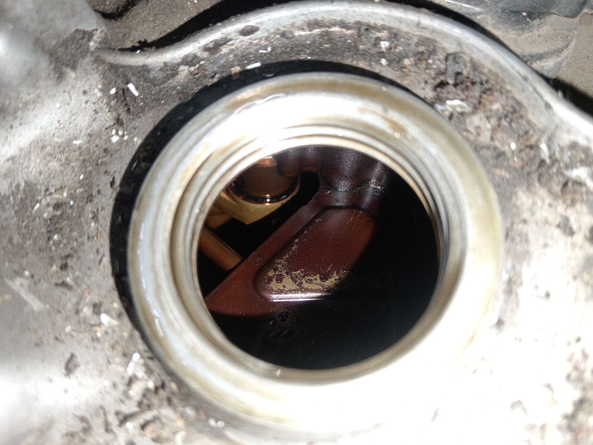 Двигатель на Toyota Corolla ZRE150L 2ZR-FE Фото 4