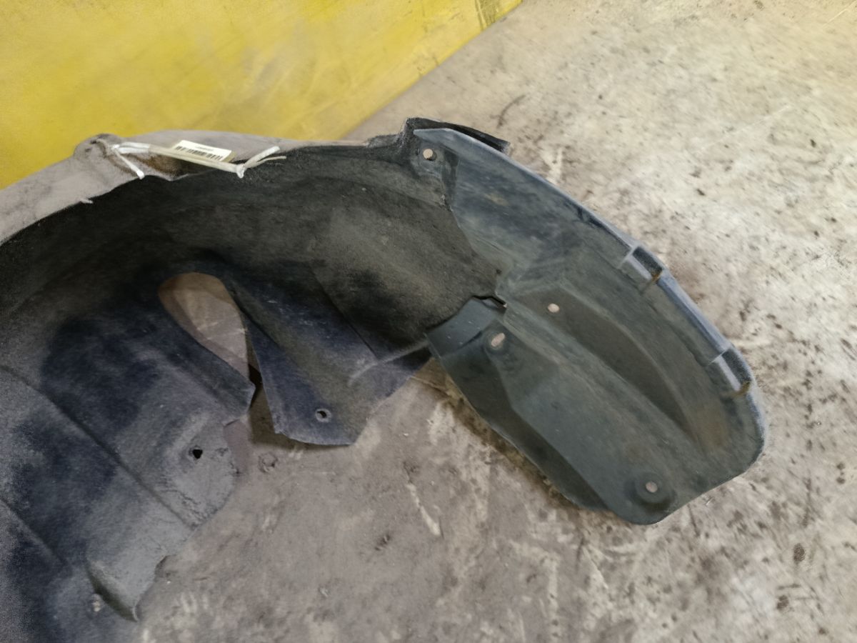 Подкрылок на Toyota Corolla ZRE151L 1ZR-FE Фото 3