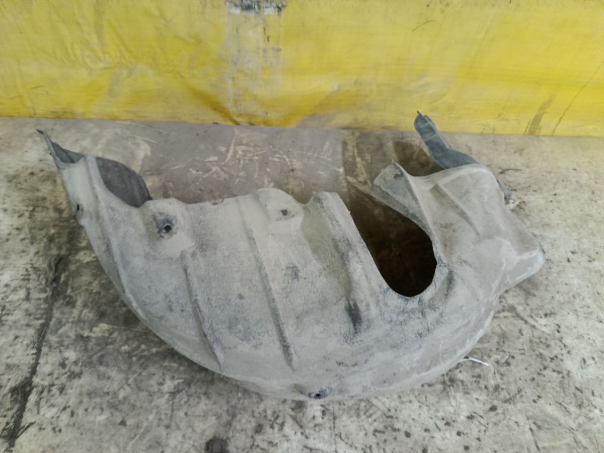 Подкрылок на Toyota Corolla ZRE151L 1ZR-FE Фото 5
