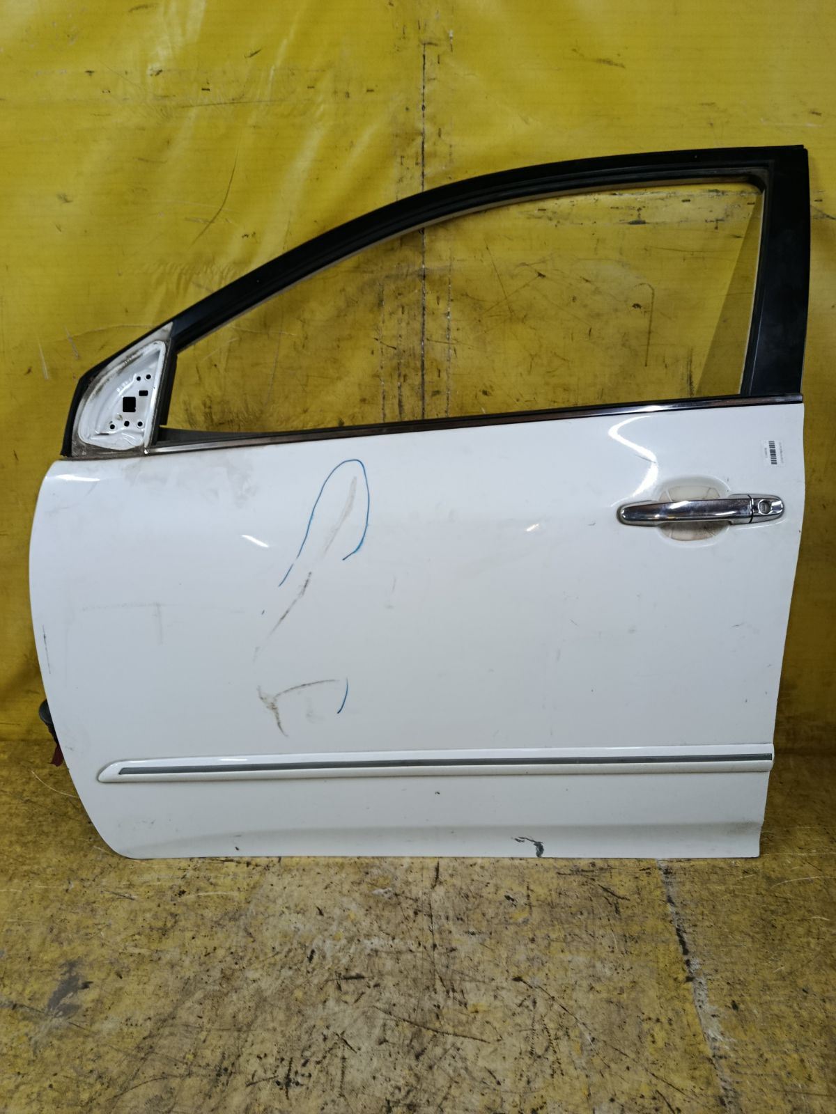 Дверь боковая на Toyota Corolla ZRE151L Фото 1