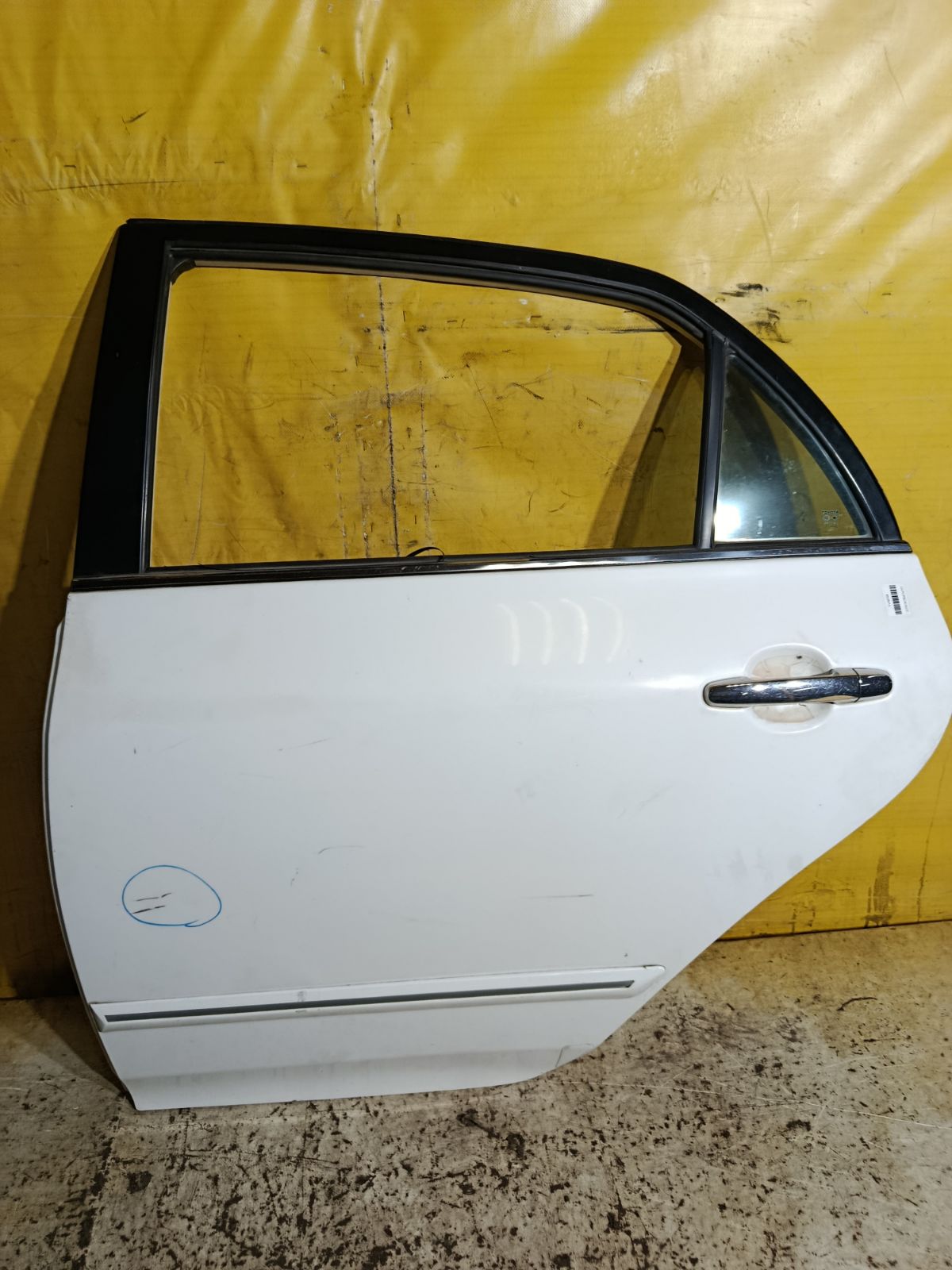 Дверь боковая на Toyota Corolla ZRE151L Фото 1
