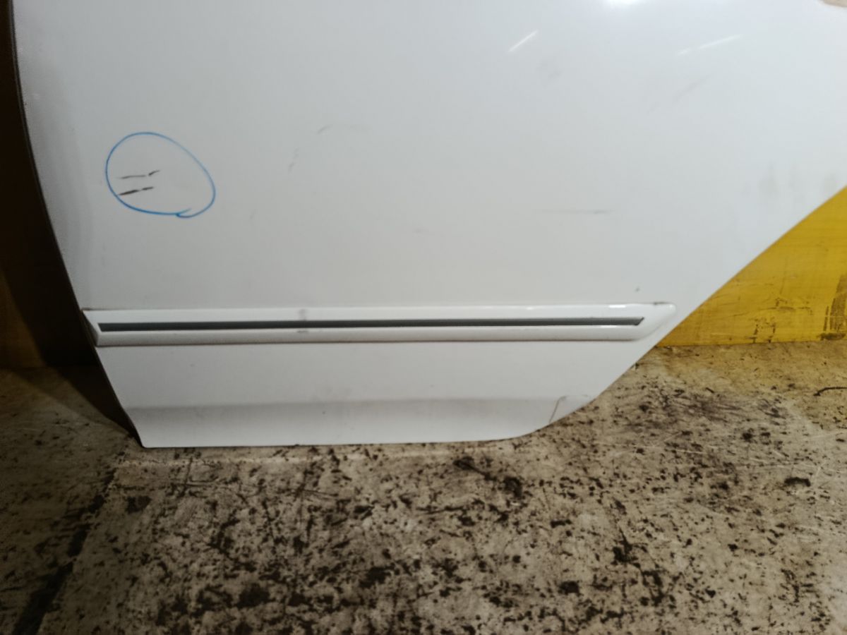 Дверь боковая на Toyota Corolla ZRE151L Фото 3
