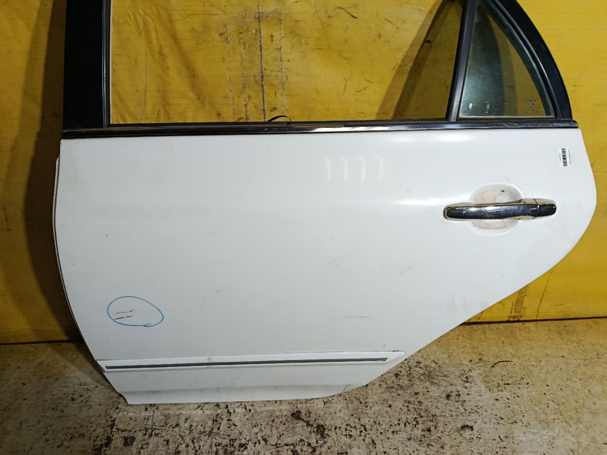 Дверь боковая на Toyota Corolla ZRE151L Фото 4