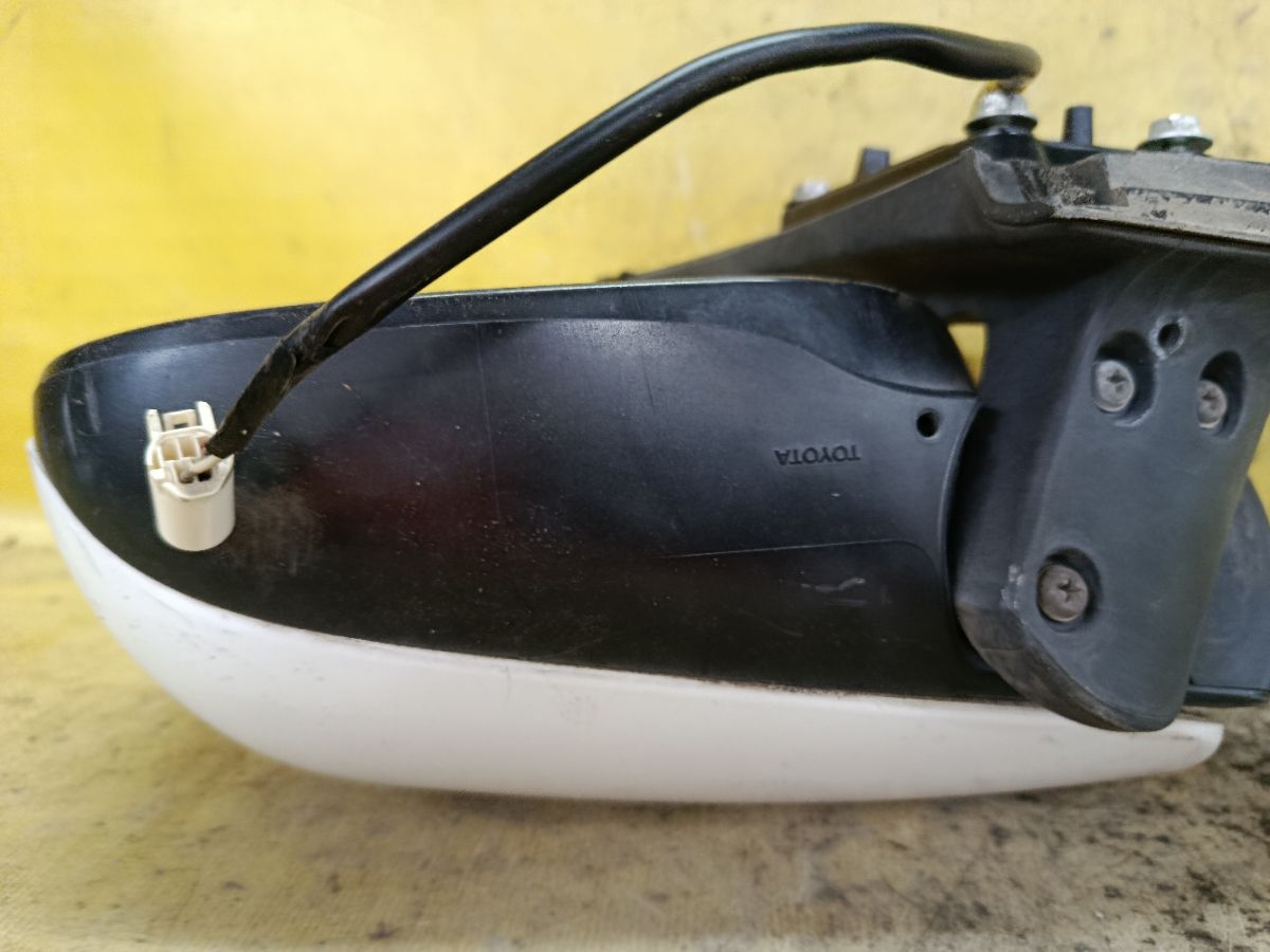 Зеркало двери боковой на Toyota Corolla ZRE151L Фото 3