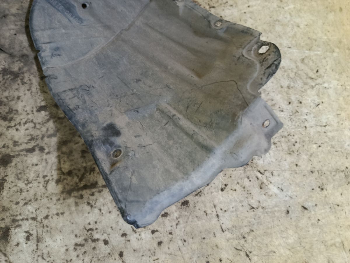 Подкрылок 53876-06100 на Toyota Camry ACV40 2AZ-FE Фото 3